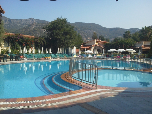 Oludeniz Resort Hotel 5 Отдыхала в 2012 июль. Отель замечательный. Городск